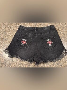 Le Lis Bucky Badger denim shorts size M